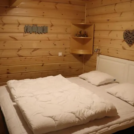 Apartamento Yllaes Slope Sarestar *