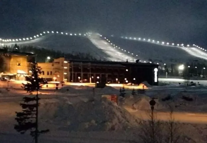 Yllaes Slope Sarestar Daire *